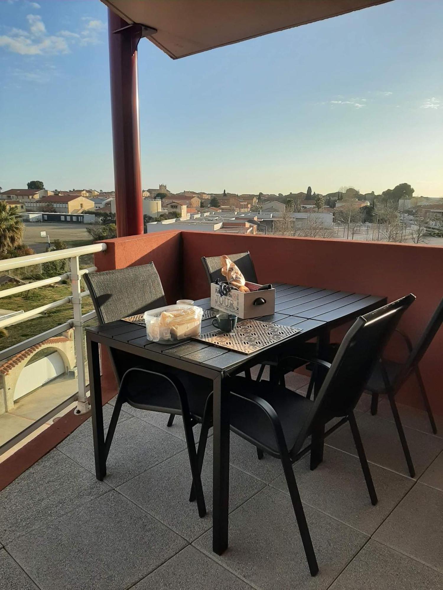 Logement Entier, Calme, Hyper Equipe Saint-Laurent-de-la-Salanque Extérieur photo