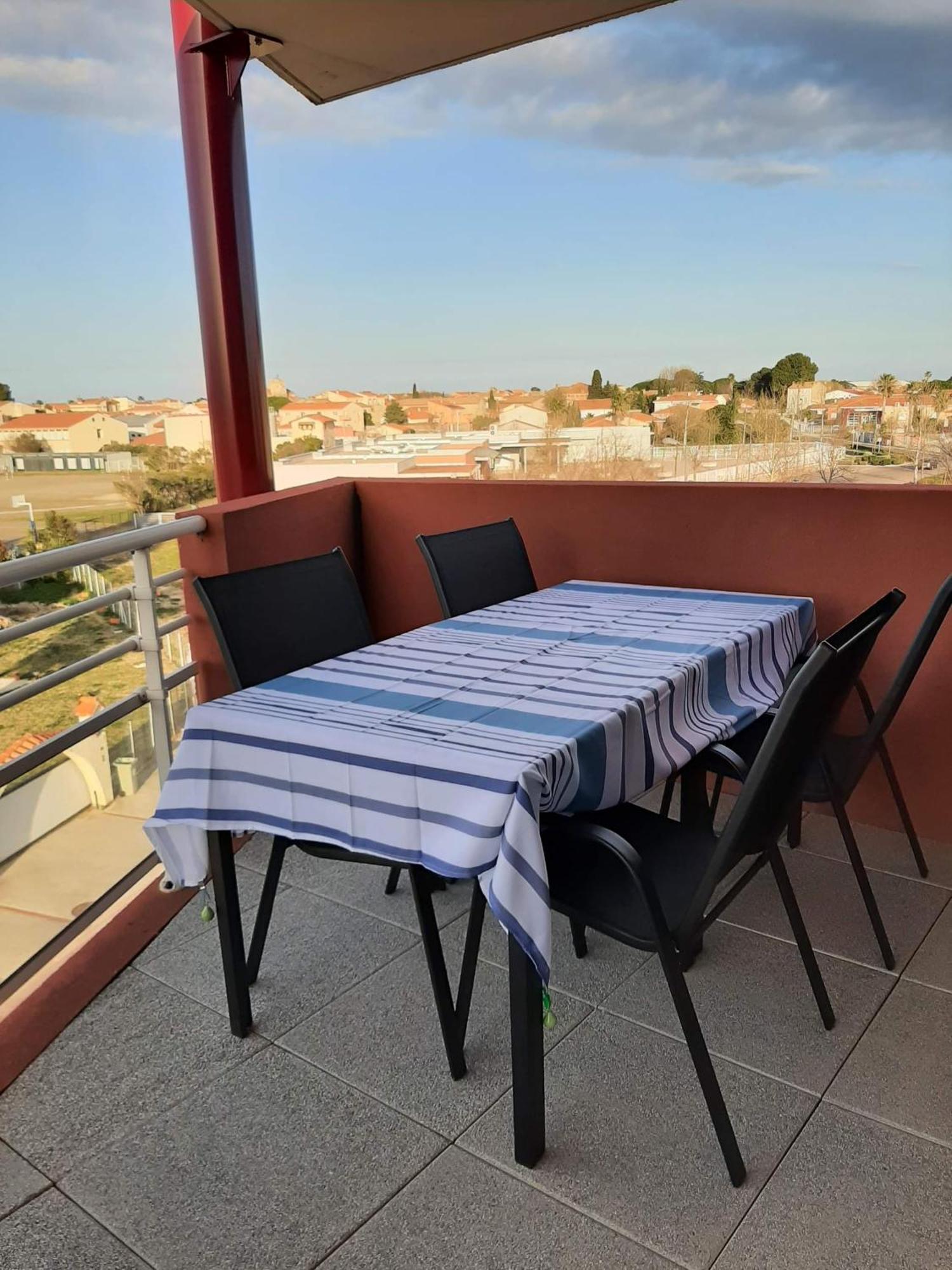 Logement Entier, Calme, Hyper Equipe Saint-Laurent-de-la-Salanque Extérieur photo